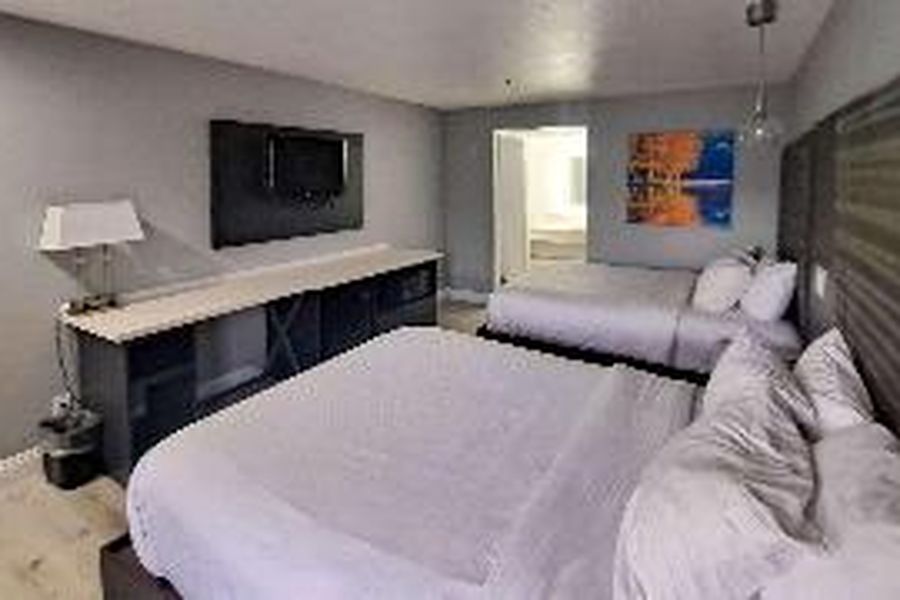 photo-1