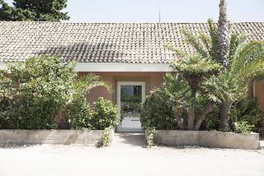 photo-1