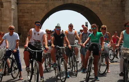 Passeio de bicicleta em Bari