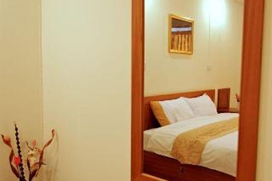 photo-0