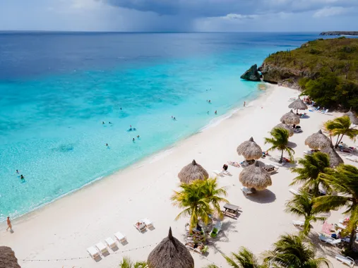 Praia Cas Abou na ilha caribenha de Curaçao