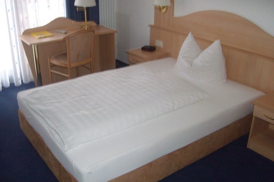 photo-0