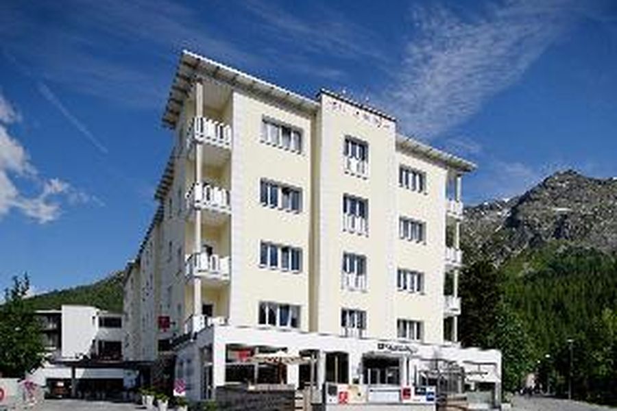 photo-1