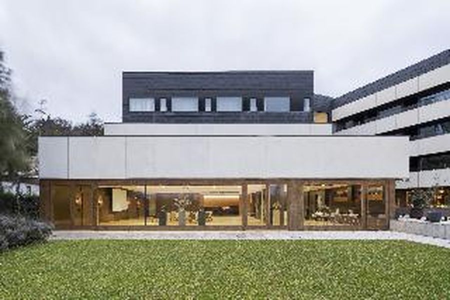 photo-1