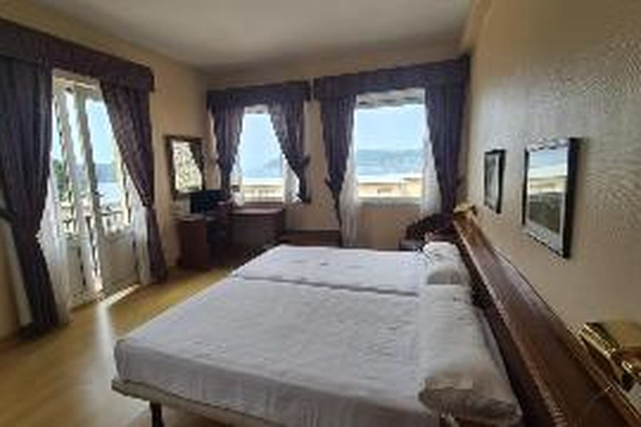 photo-1