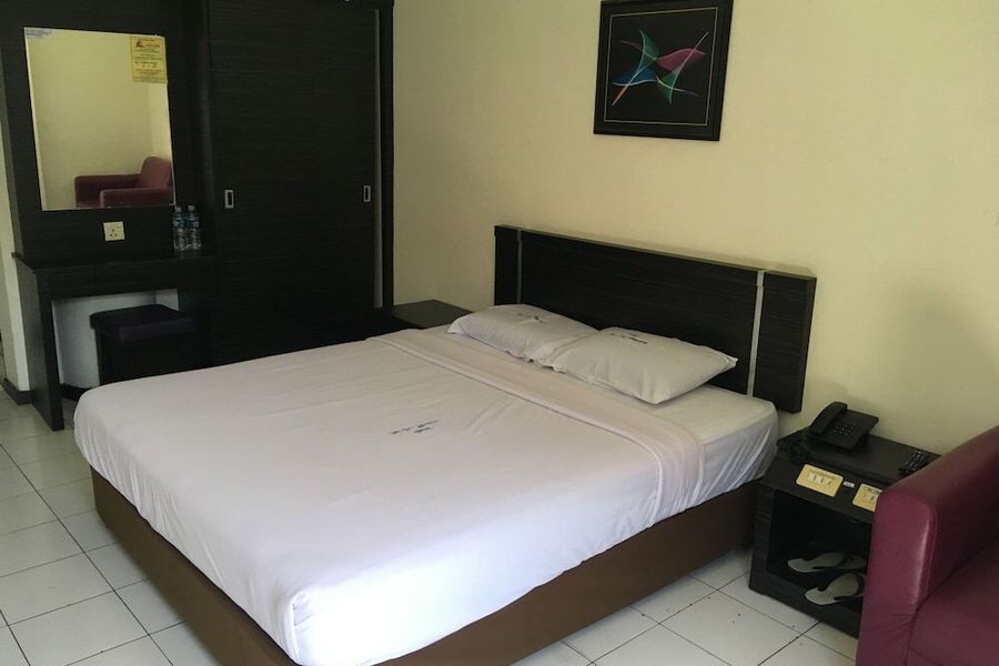 photo-0