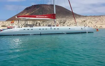 Cruzeiro de catamarã na Graciosa apenas para adultos