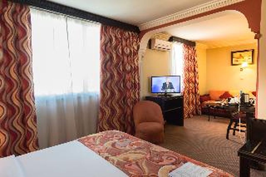 photo-0