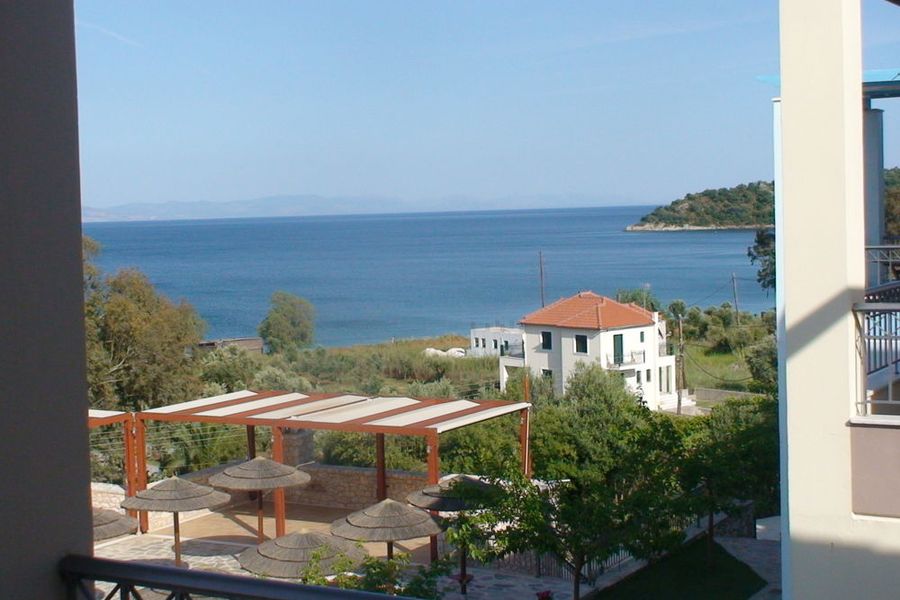 photo-1