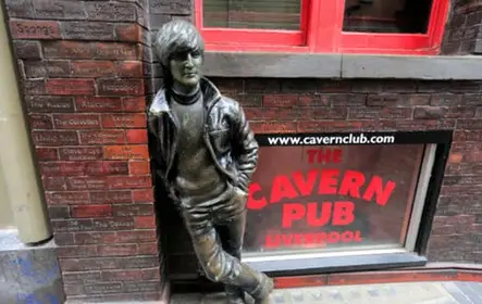 Tour a pie de los Beatles por Liverpool
