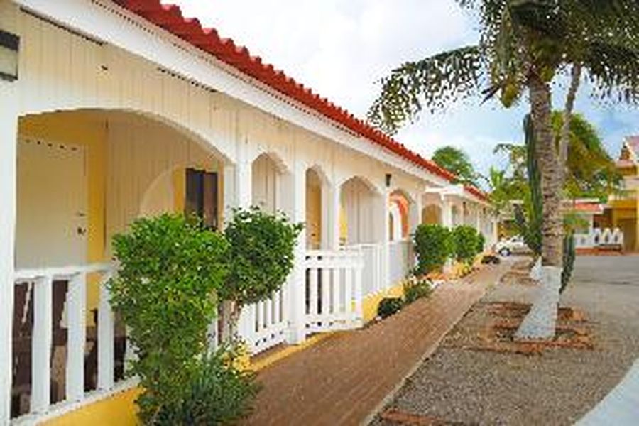 photo-0