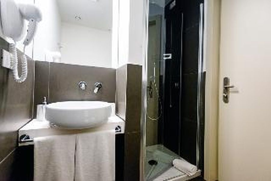 photo-1