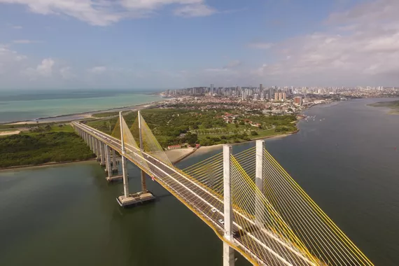 Vista aérea da ponte Newton Navarro - Natal, Rio Grande do Norte