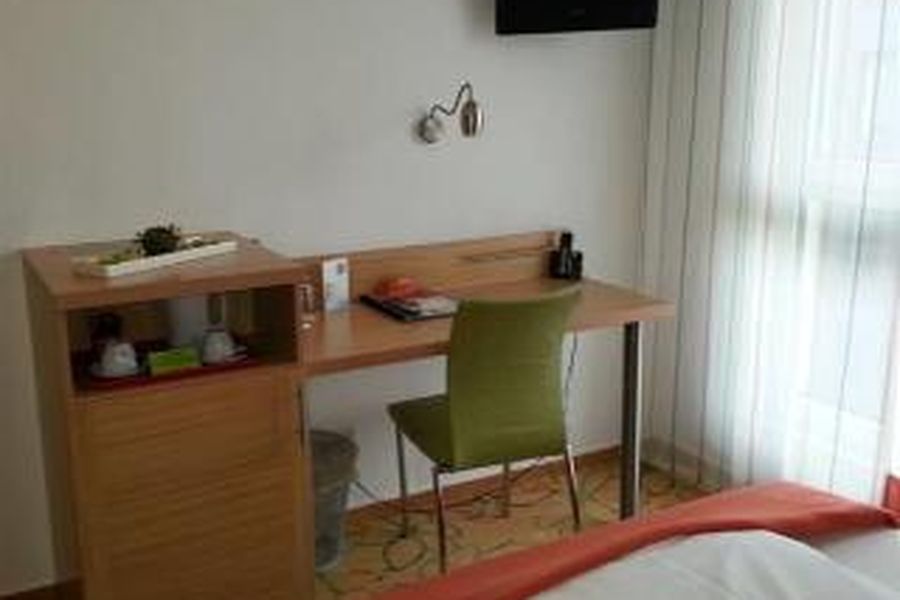 photo-1